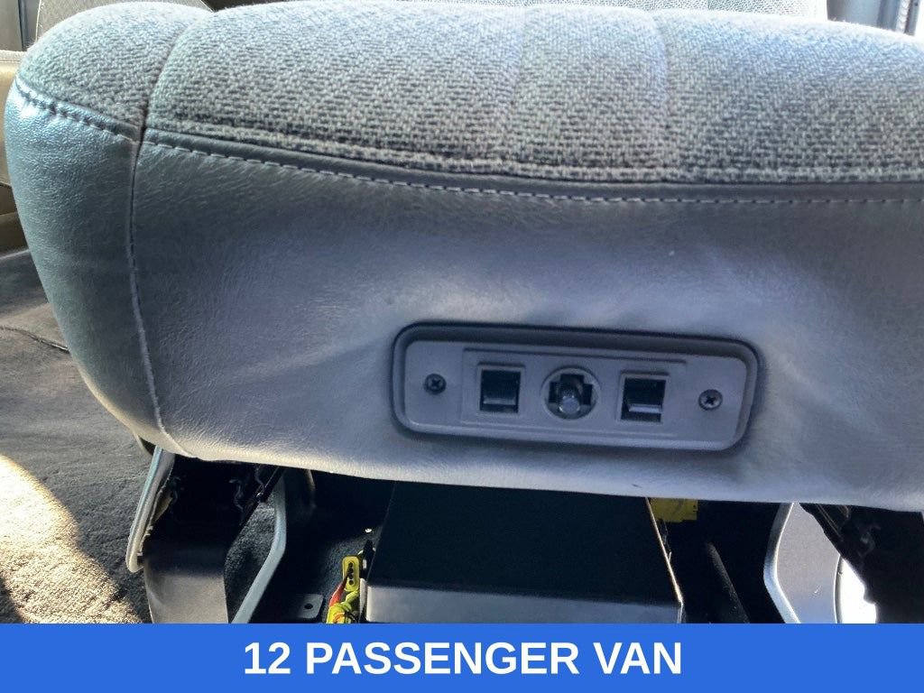 Used 2019 Chevrolet Express 3500 LT w/ LT Preferred Equipment Group image 18