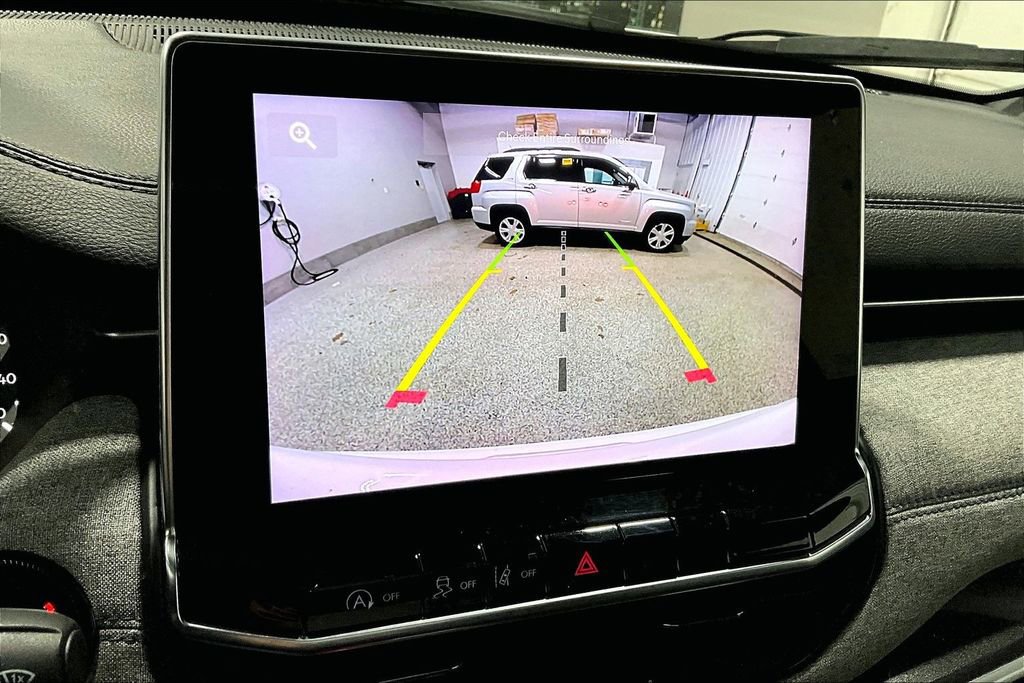 Used 2023 Jeep Compass Sport image 14