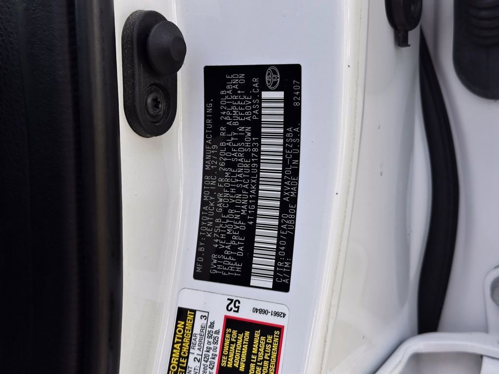 Used 2020 Toyota Camry SE image 23