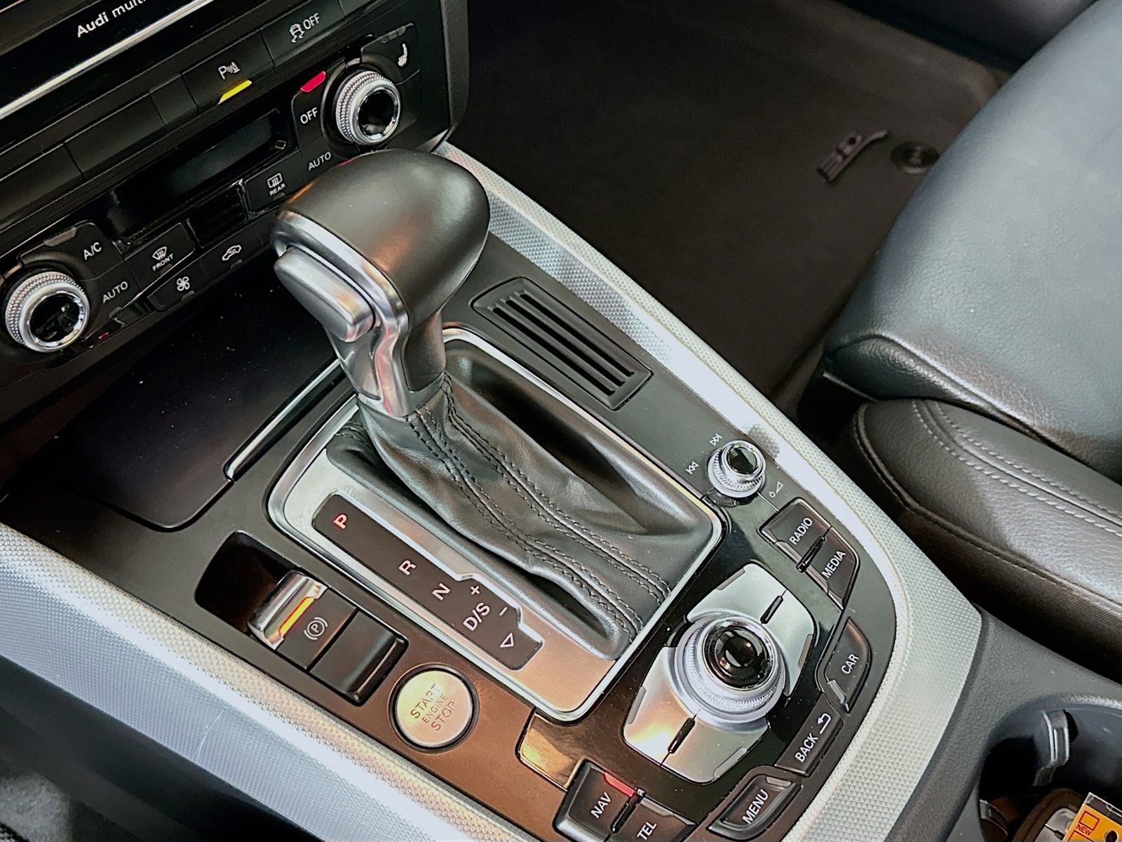 Used 2017 Audi Q5 2.0T Premium Plus w/ Technology Package AWD/4WD image 18