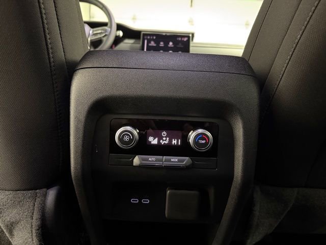 Certified 2025 GMC Acadia Elevation image 27