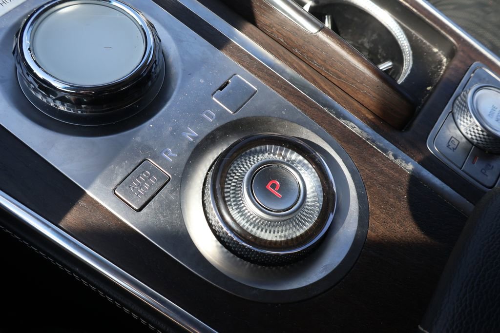 Used 2024 Genesis GV80 2.5T w/ Prestige Package AWD/4WD image 29