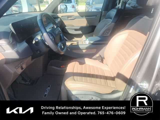 Used 2024 Kia EV9 Land AWD/4WD image 9
