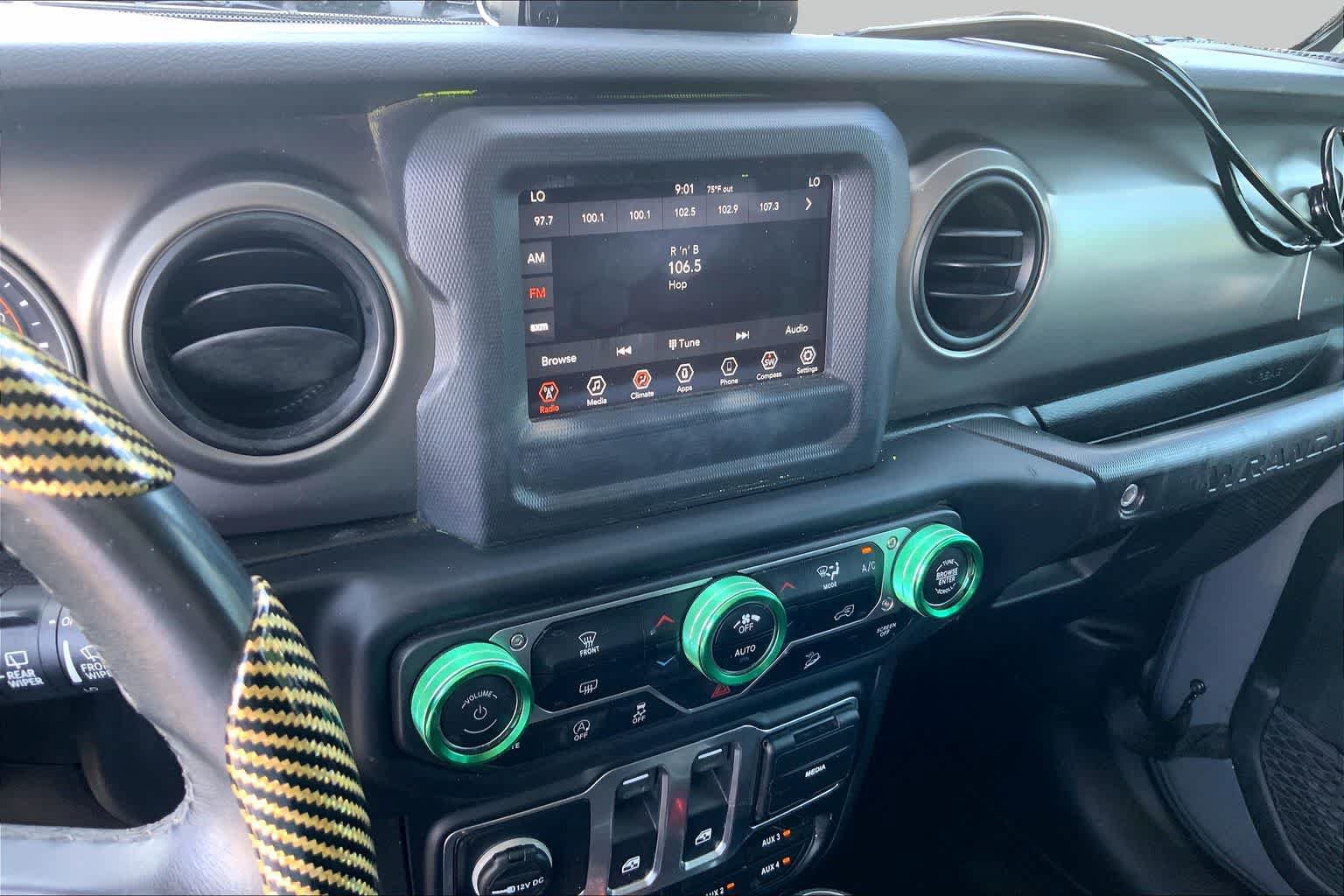Used 2019 Jeep Wrangler Sport AWD/4WD image 6