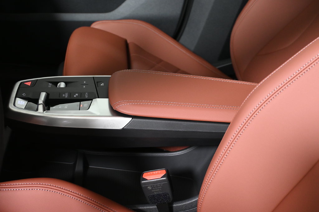 New 2026 BMW X1 xDrive28i w/ Convenience Package AWD/4WD image 25