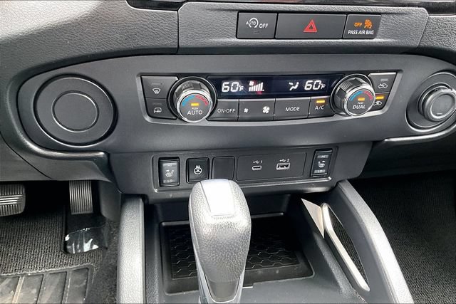 Certified 2024 Nissan Frontier SL RWD image 16