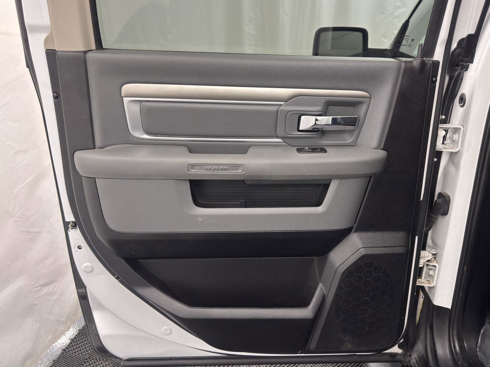 Used 2015 RAM 1500 Big Horn image 26