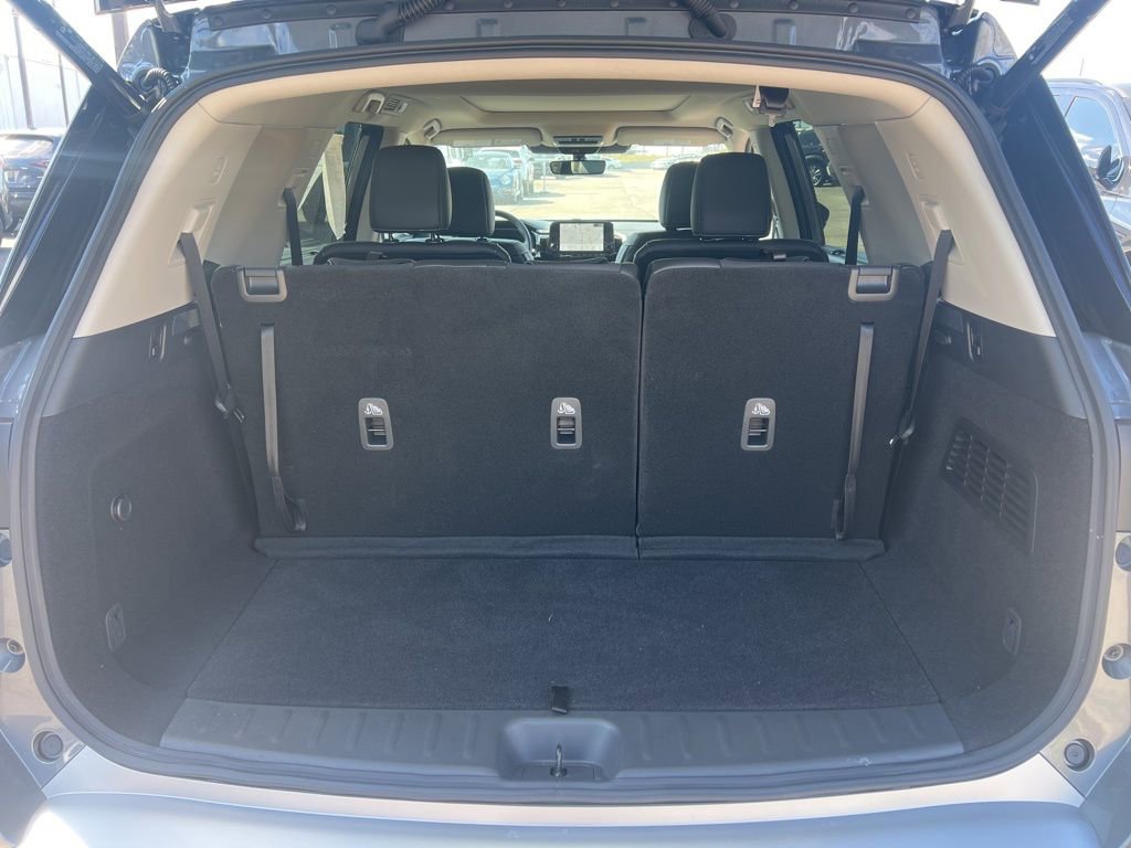 Used 2025 Nissan Pathfinder SL w/ SL Premium Package image 14