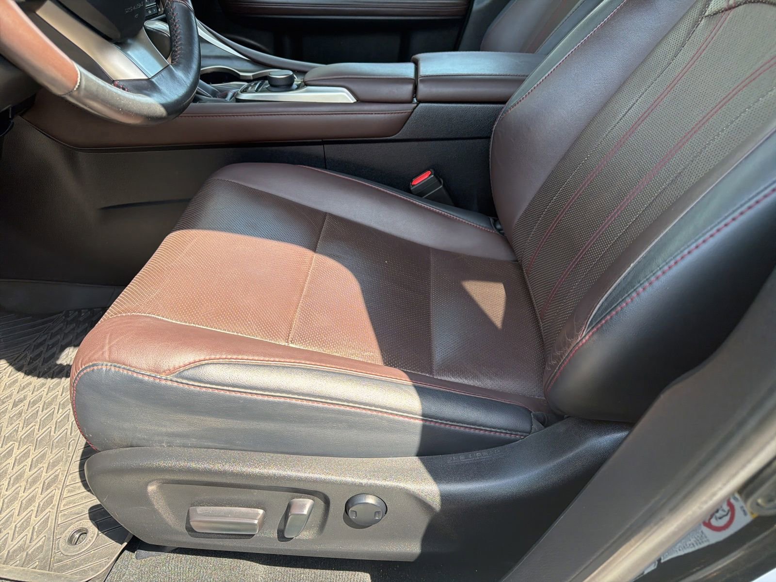 Used 2019 Lexus RX 350 AWD image 12