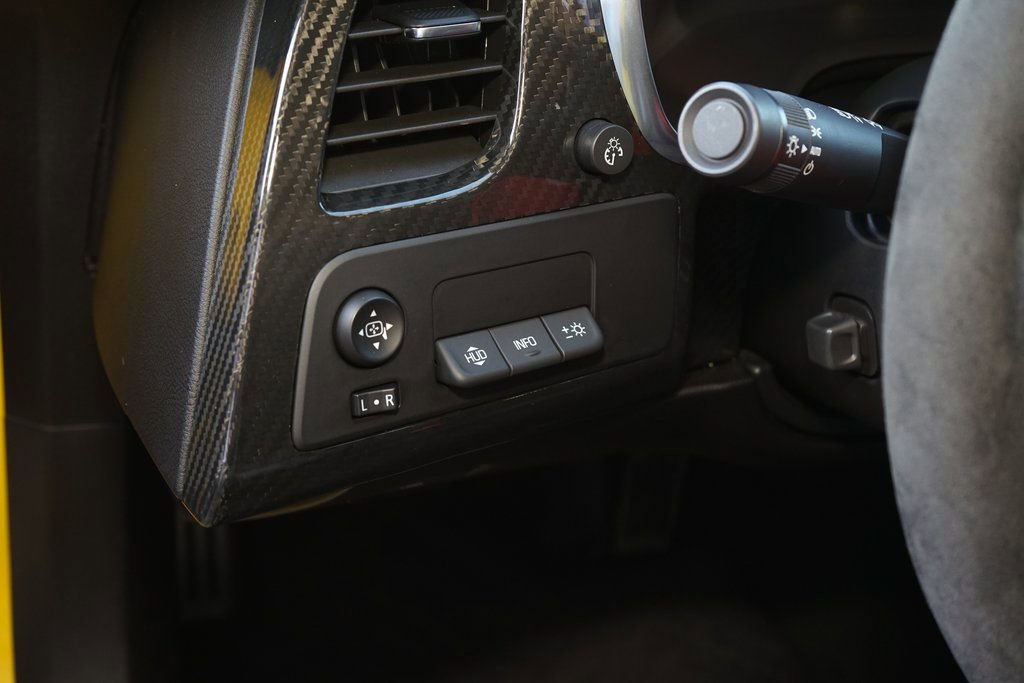 Used 2015 Chevrolet Corvette Z06 RWD image 29