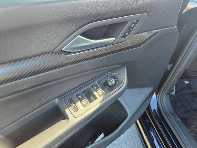 Used 2023 Volkswagen Golf 20th Anniversary Edition AWD/4WD image 20