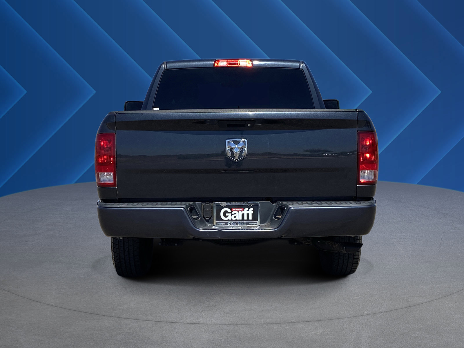 Used 2016 RAM 1500 Express RWD image 4