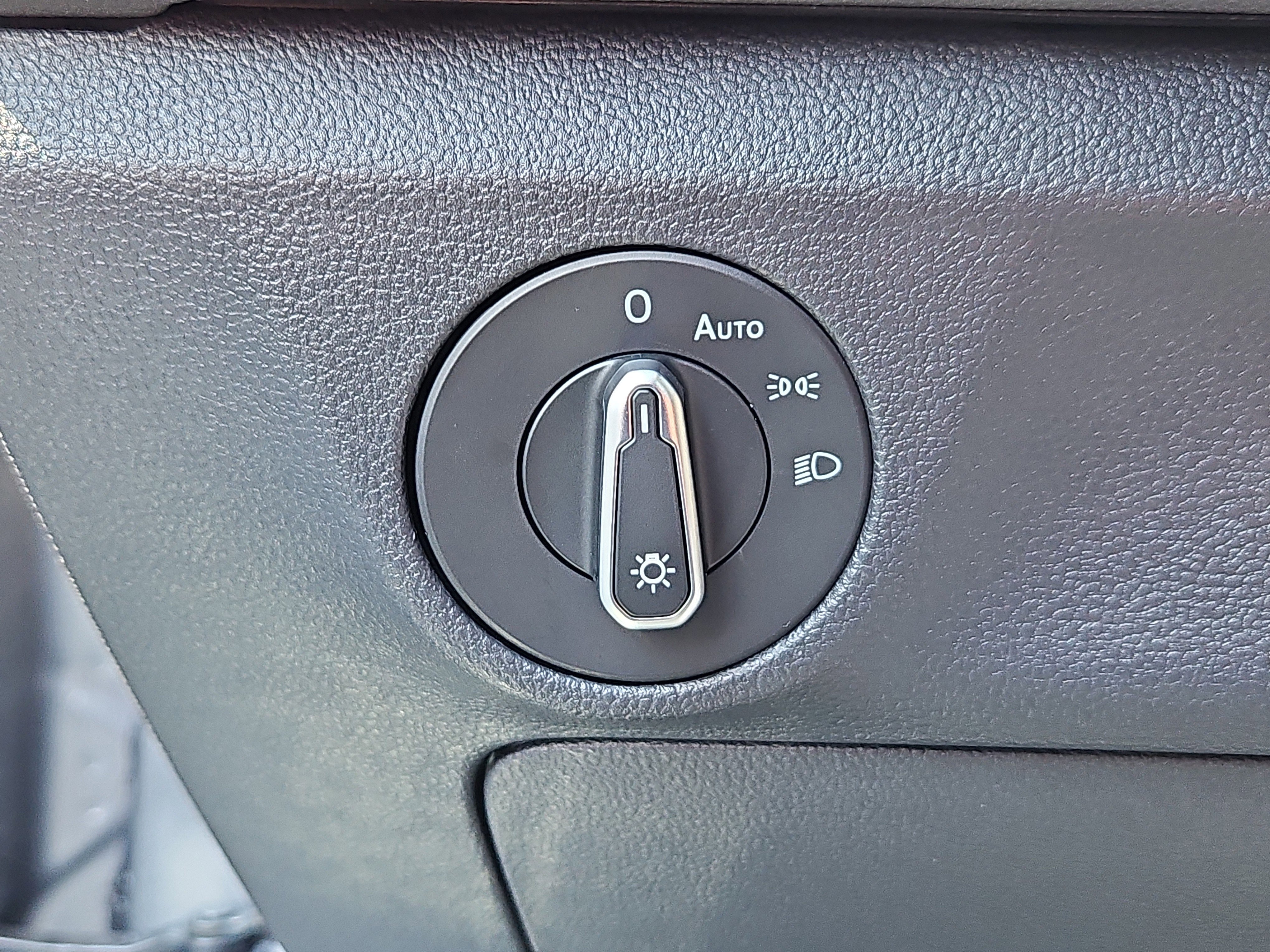 New 2026 Volkswagen Jetta S image 9