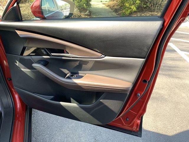 Used 2022 MAZDA CX-30 AWD 2.5 S w/ Premium Package image 13