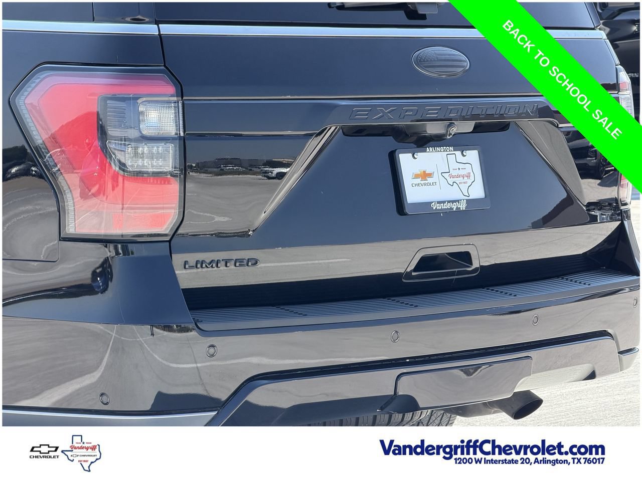 Used 2021 Ford Expedition Limited AWD/4WD image 6
