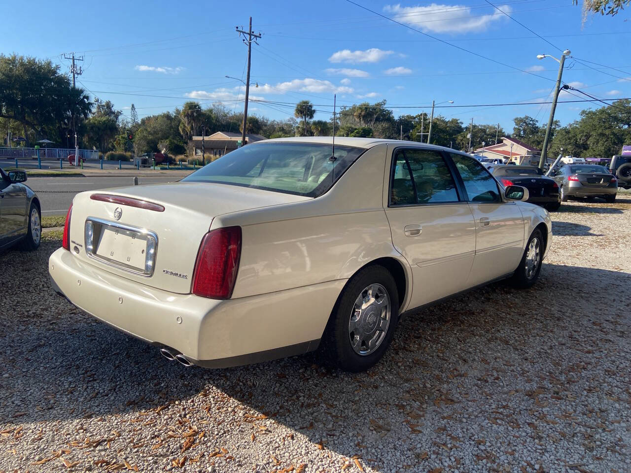 Used 2002 Cadillac De Ville w/ Comfort/Convenience Pkg image 5