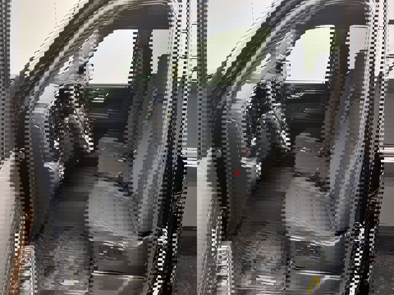 Used 2024 GMC Sierra 1500 Elevation video 3