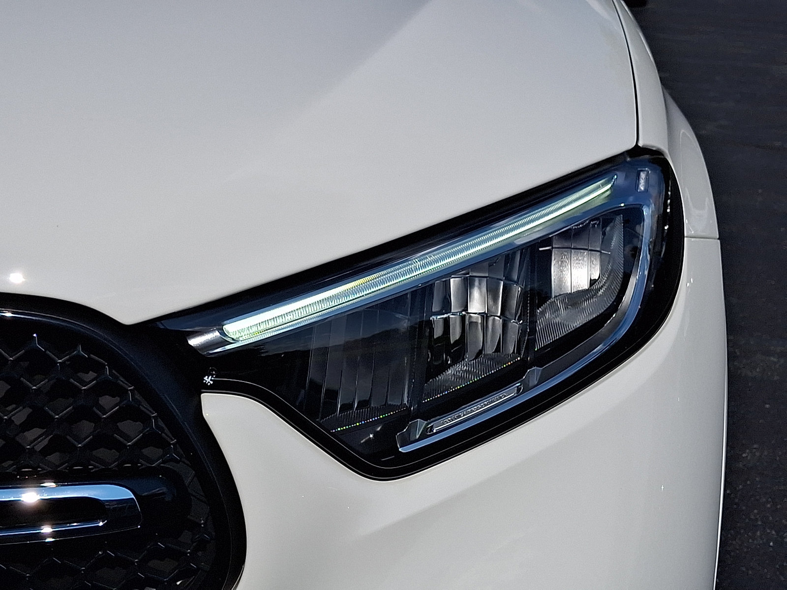 Certified 2026 Mercedes-Benz GLC 300 4MATIC image 9
