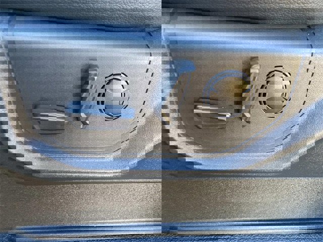 Used 2022 Ford F250 Lariat w/ Black Appearance Package image 56