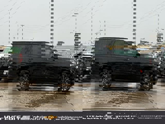 Used 2023 Chevrolet Tahoe RST w/ Luxury Package RWD image 5