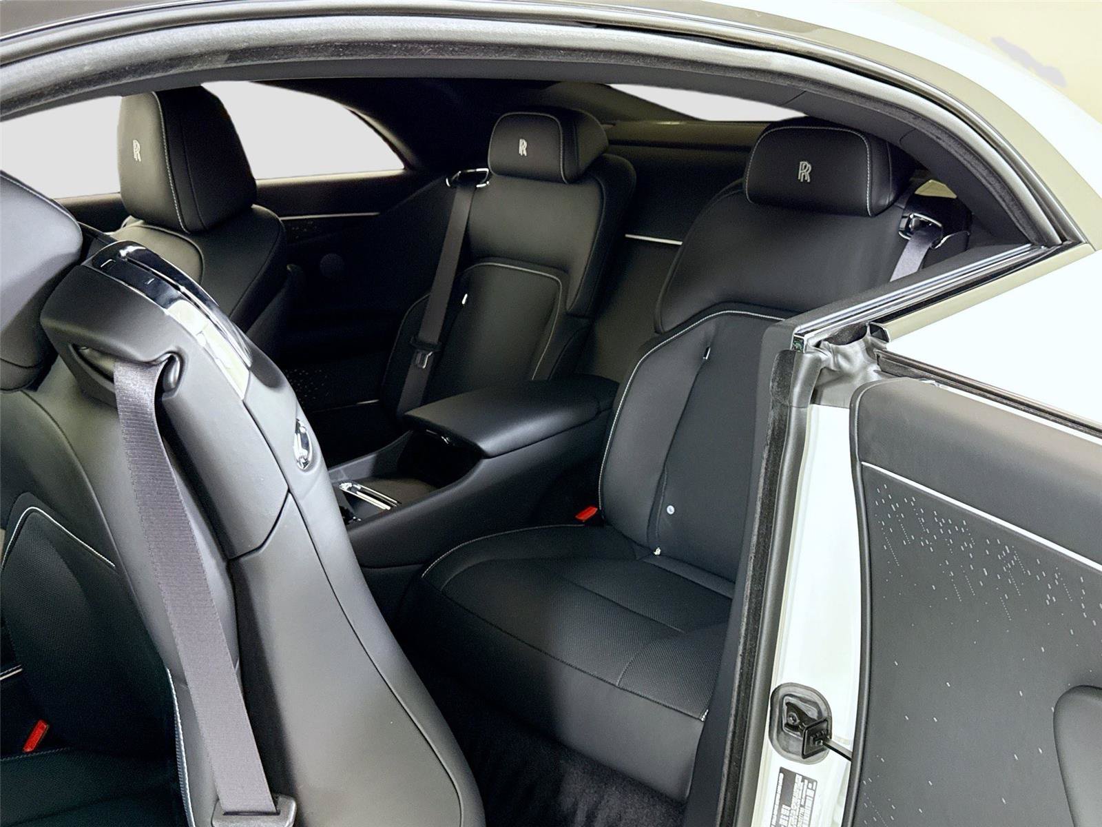 Used 2025 Rolls-Royce Spectre AWD/4WD image 16