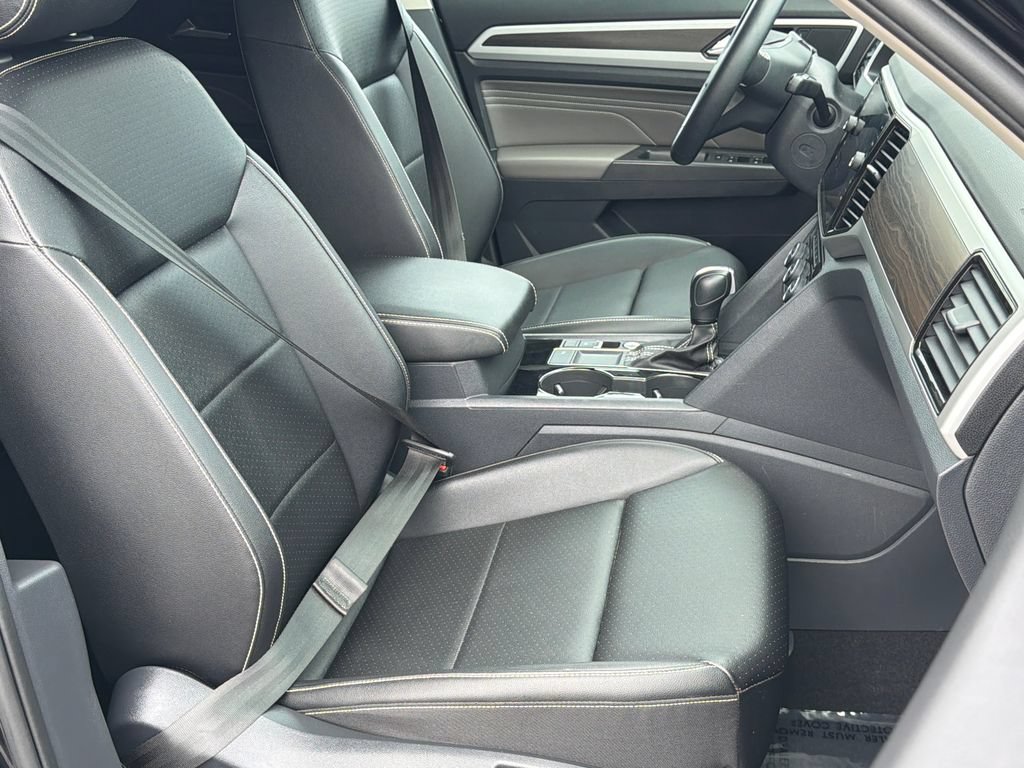 Certified 2023 Volkswagen Atlas SE FWD image 8