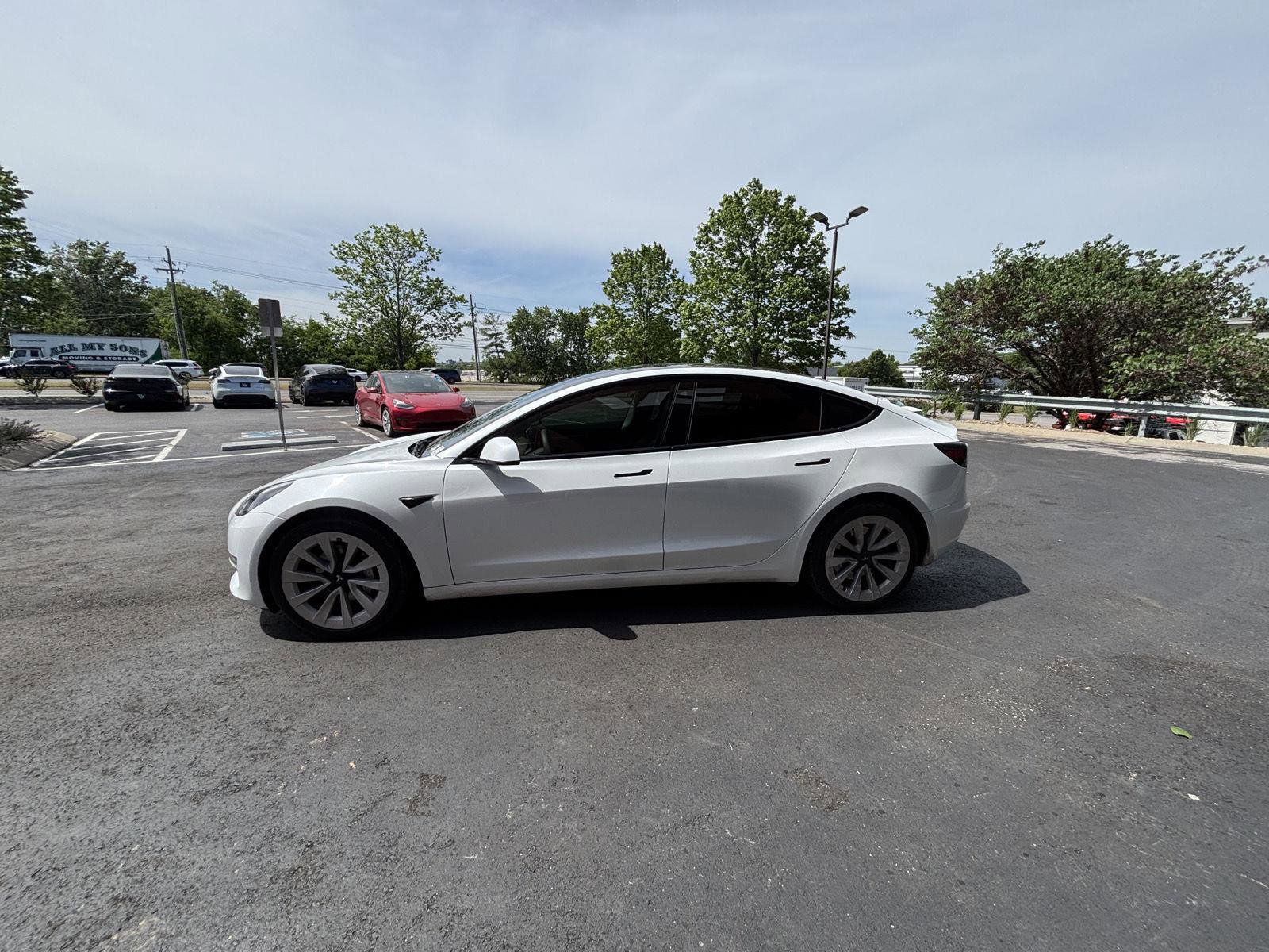Used 2023 Tesla Model 3 Standard Range RWD image 5