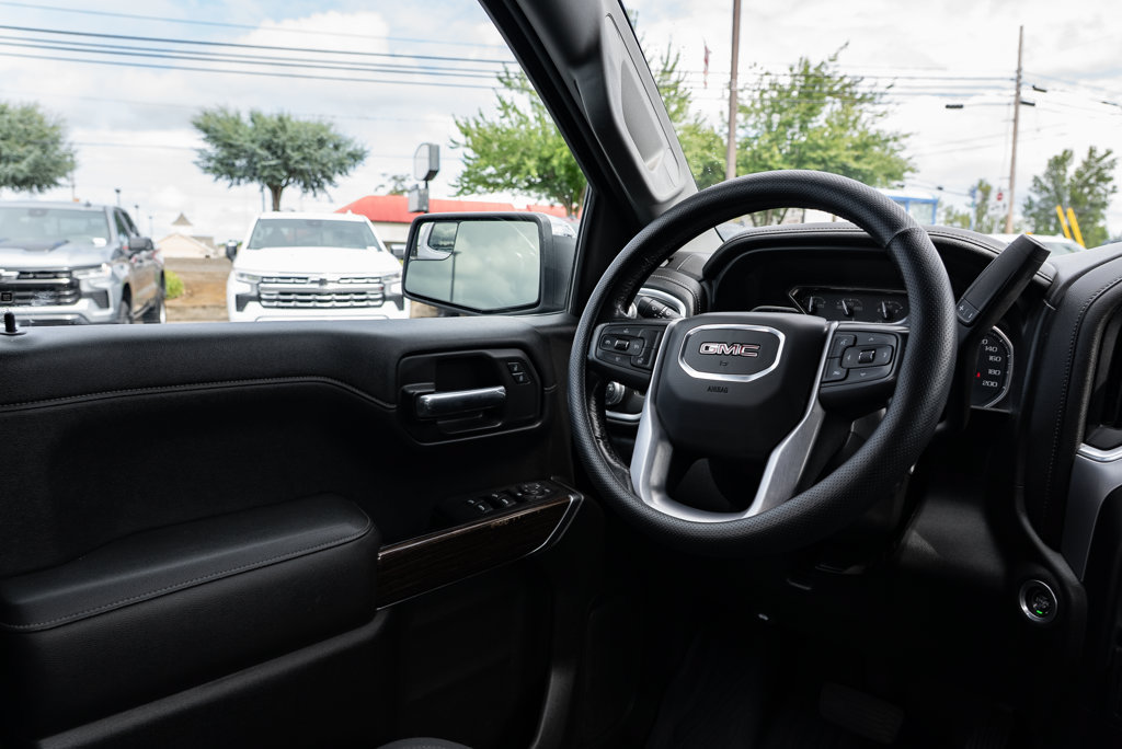 Used 2020 GMC Sierra 1500 SLE w/ X31 Off-Road Package AWD/4WD image 12