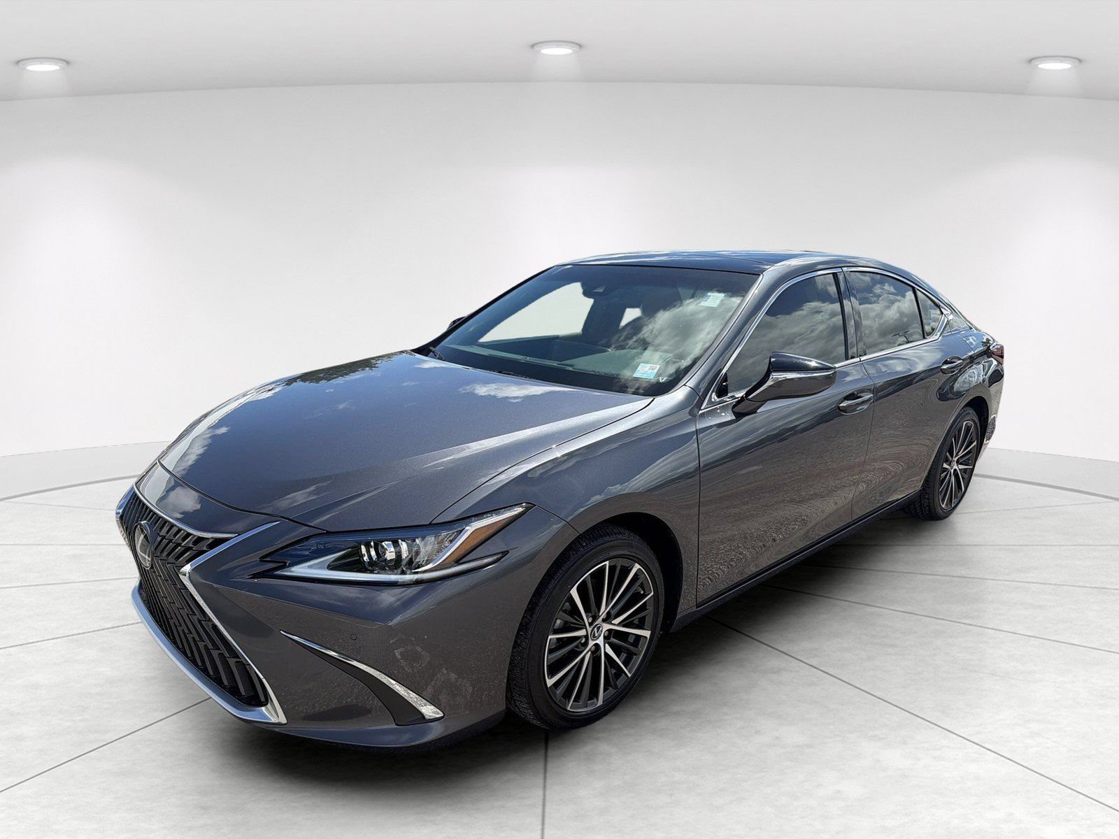 Used 2025 Lexus ES 350 w/ Premium Package FWD image 8