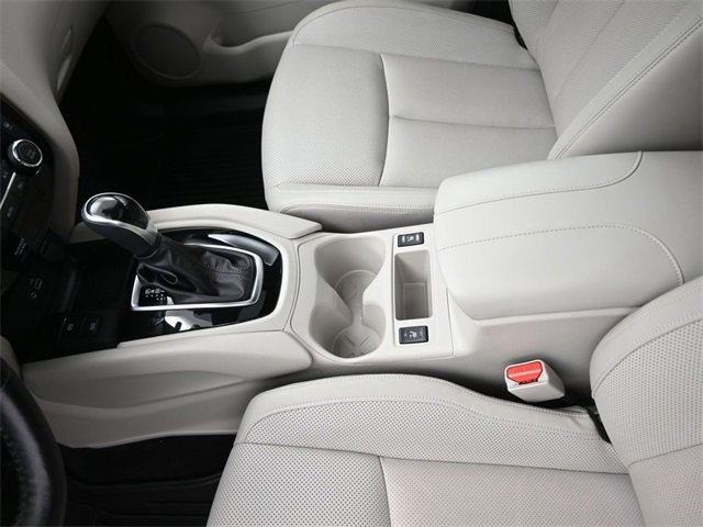 Used 2022 Nissan Rogue Sport SL w/ Premium Package image 9