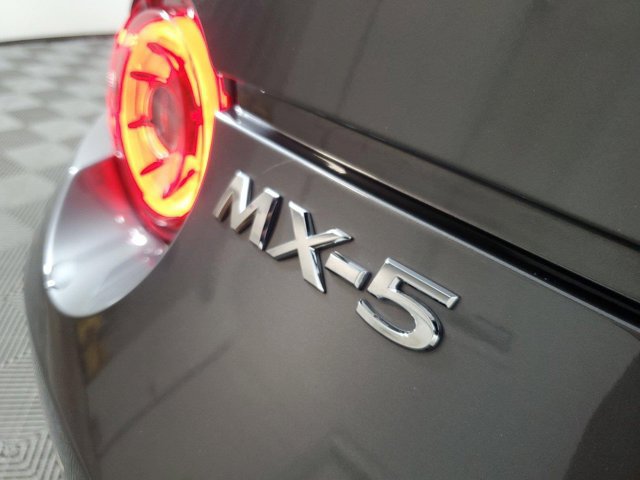 Certified 2025 MAZDA MX-5 Miata RF Grand Touring RWD image 8