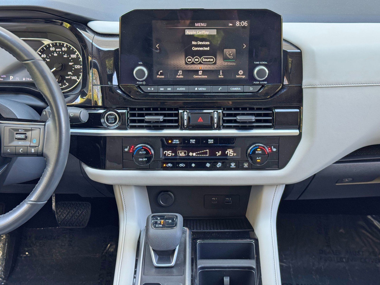 Used 2022 Nissan Pathfinder SV w/ SV Premium Package image 23