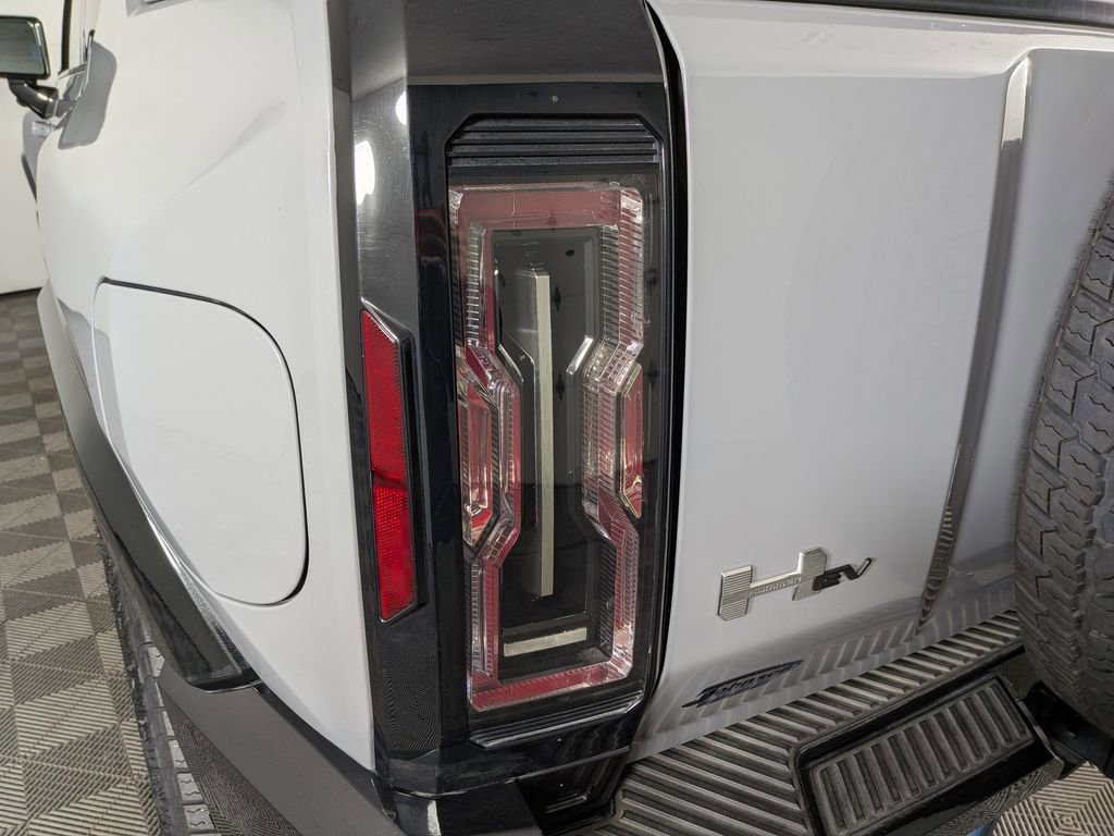 Certified 2025 GMC Hummer EV 3X image 11
