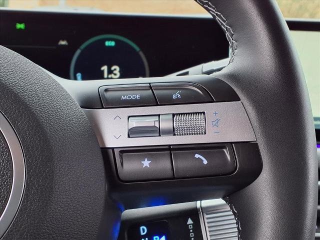 Used 2025 Hyundai Sonata Limited image 13