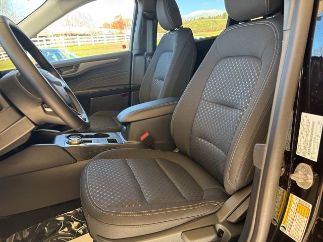 New 2026 Ford Escape Active w/ Tech Pack #1 AWD/4WD image 13