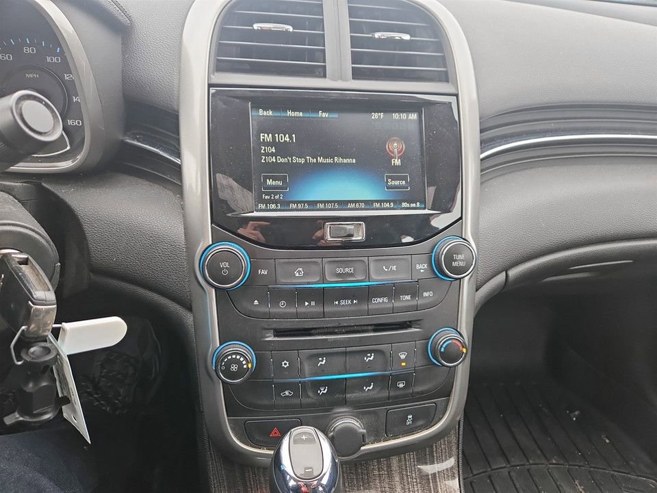 Used 2015 Chevrolet Malibu LT w/ Power Convenience Package image 24