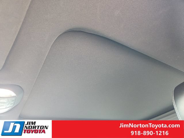 Used 2021 Chrysler Pacifica Limited w/ Premium & Safety Sphere Group FWD image 27