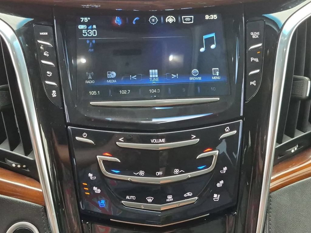 Used 2018 Cadillac Escalade 4WD image 5