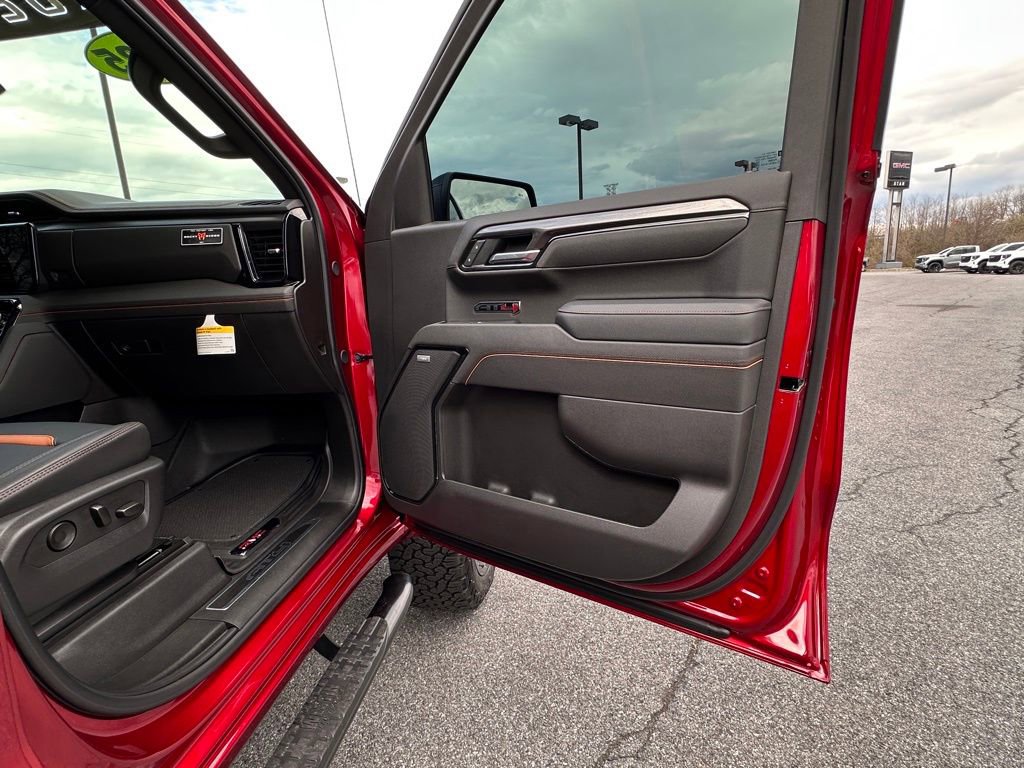Used 2025 GMC Sierra 1500 AT4 w/ AT4 Premium Package image 13