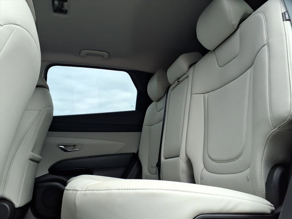 Certified 2025 Hyundai Tucson SEL AWD/4WD image 15