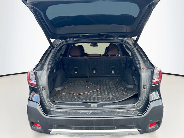 Used 2024 Subaru Outback Touring w/ Popular Package #2 image 17
