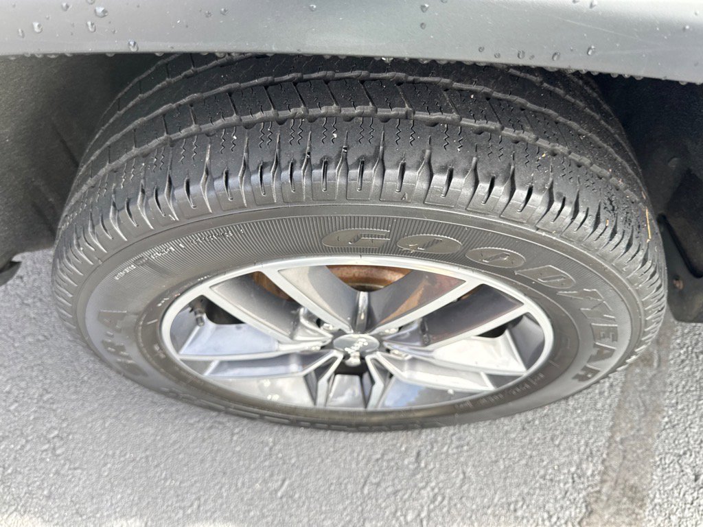 Used 2018 Jeep Grand Cherokee Limited image 5