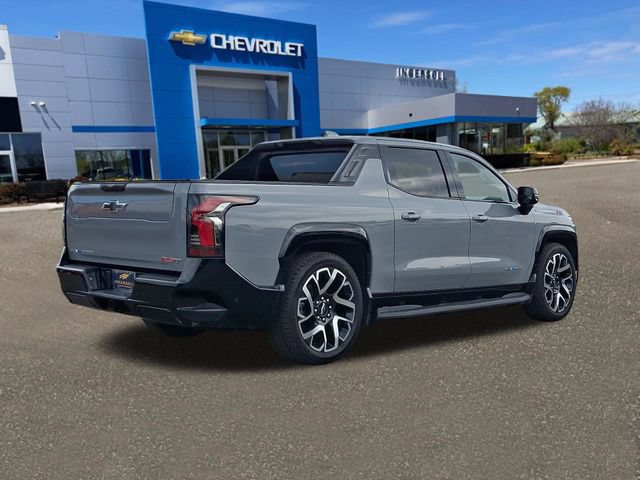 Used 2025 Chevrolet Silverado EV RST AWD/4WD image 26