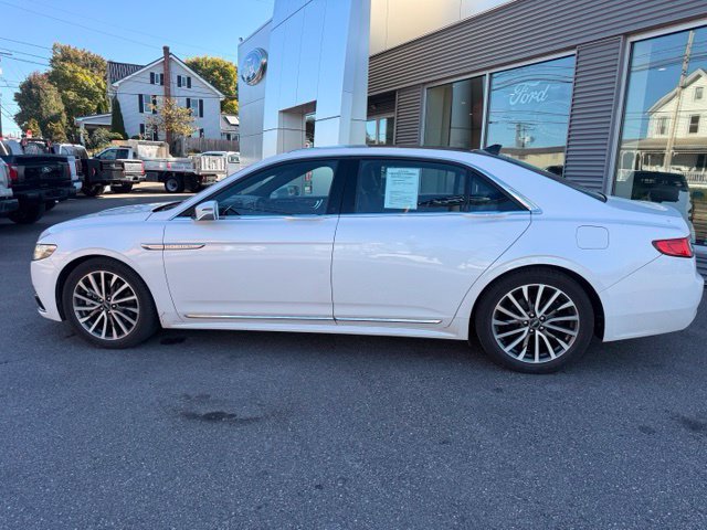 Used 2019 Lincoln Continental Select w/ Continental Climate Package AWD/4WD image 9