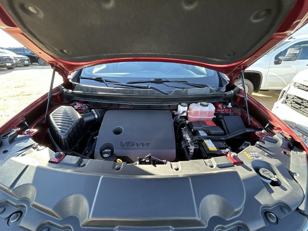 Certified 2023 Chevrolet Traverse LT FWD image 35
