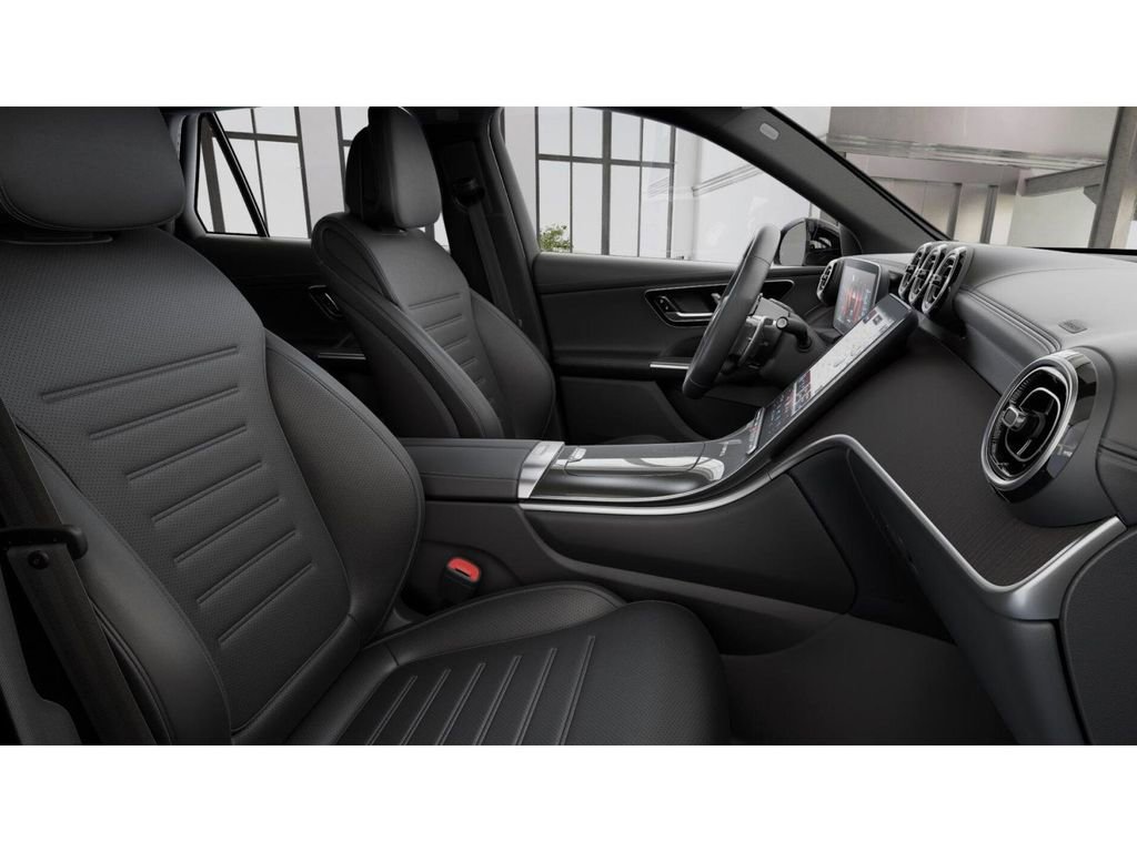 New 2026 Mercedes-Benz GLC 43 AMG 4MATIC image 4