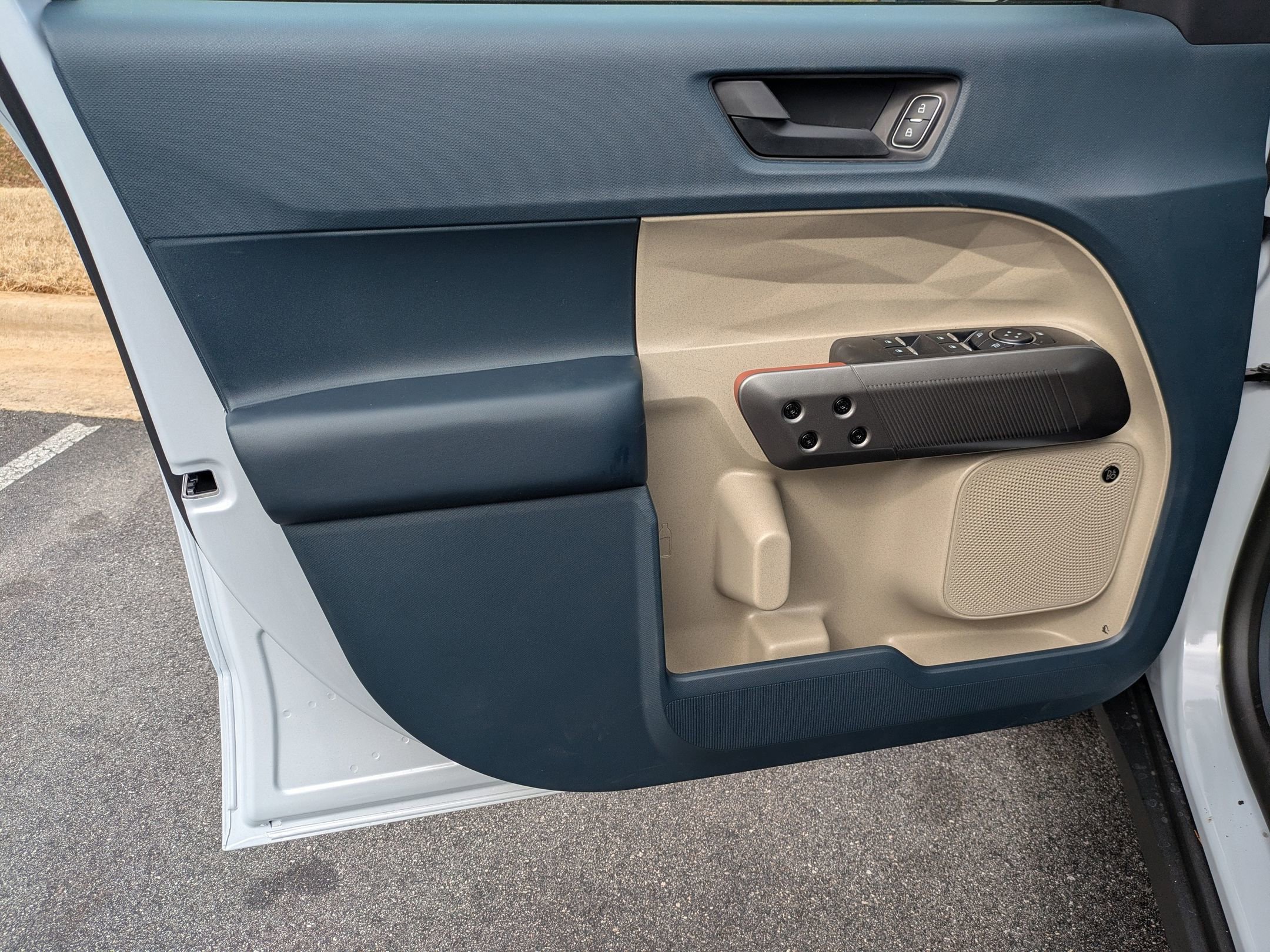 New 2026 Ford Maverick Lariat w/ 4K Tow Package image 9