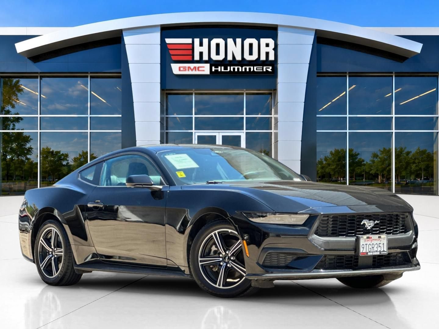 Used 2025 Ford Mustang Premium RWD image 2