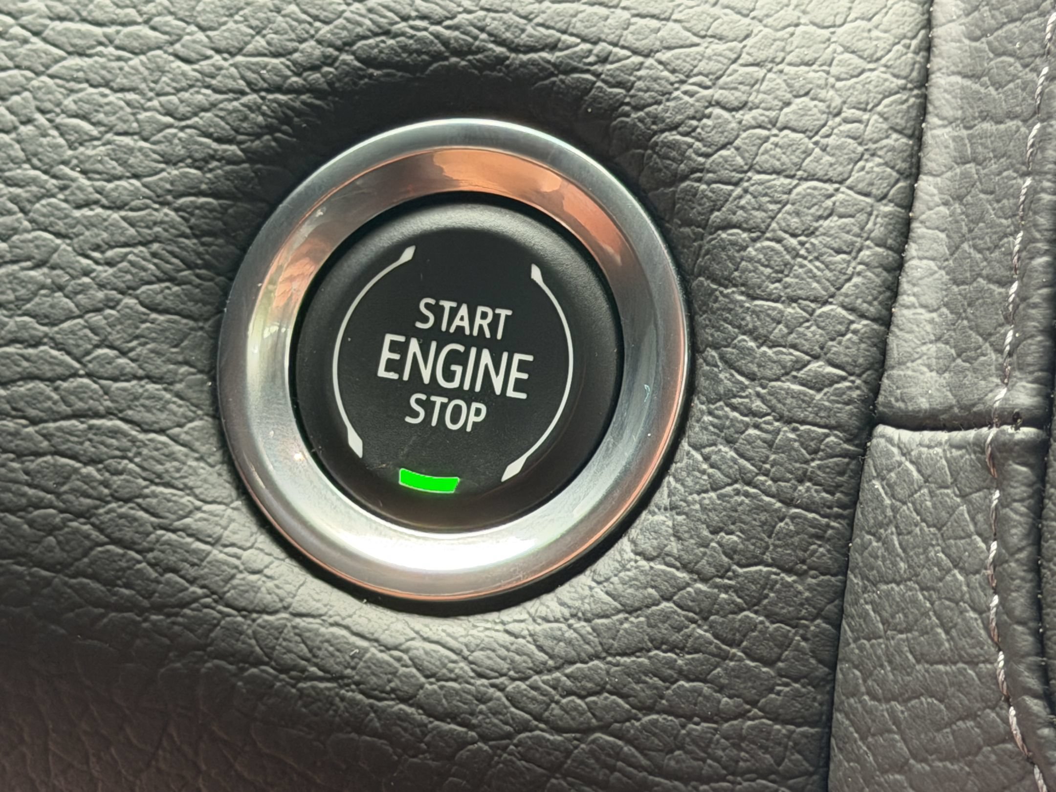 Used 2024 GMC Yukon Denali AWD/4WD image 18