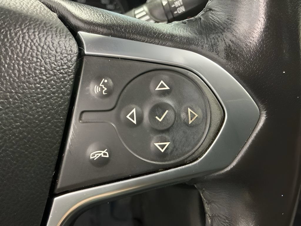 Used 2022 Chevrolet Traverse RS w/ LPO, "Hit The Road" Package AWD/4WD image 13